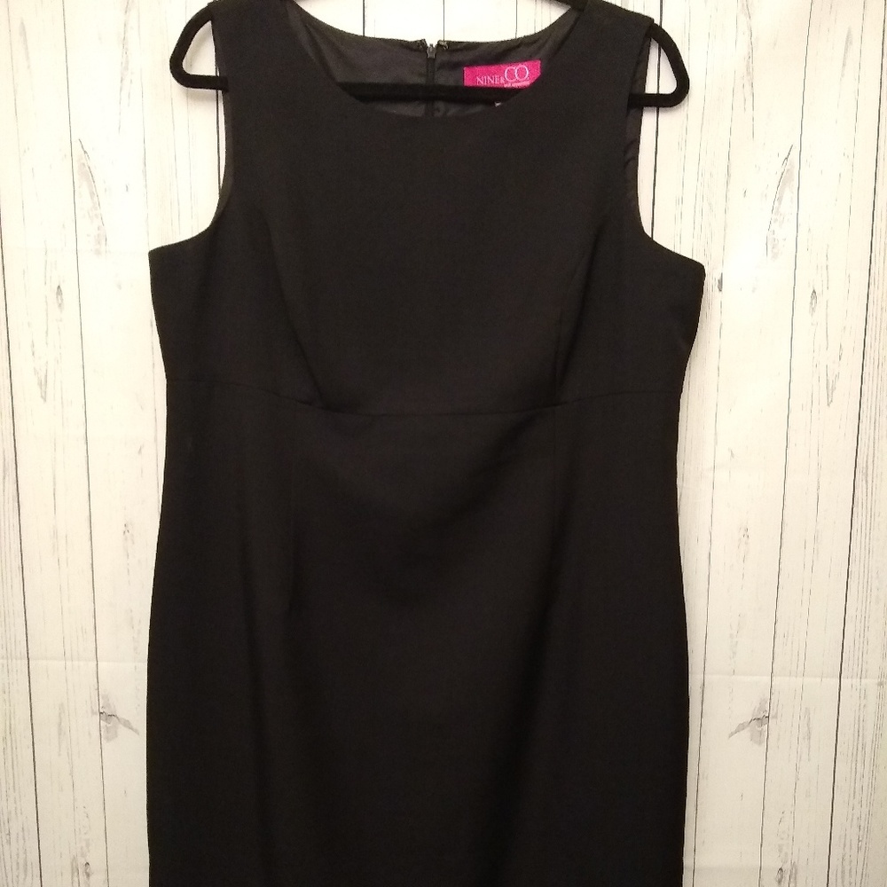 Business Dress Sz16